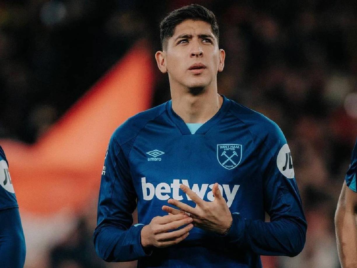 Edson Álvarez - El pivote del West Ham de Inglaterra de 27 años tiene un coste de 35 millones de euros, siendo el más caro de la contienda.