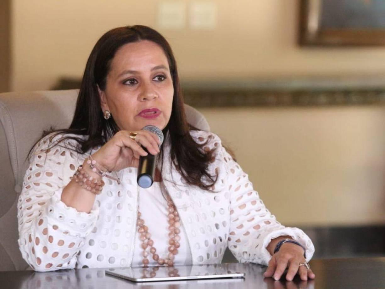 “Este es un caso de Lawfare y el presidente Trump durante su toma de posesión dijo que investigara a los investigadores, que él mismo sufrió Lawfare, así que tal vez el Gobierno de Estados Unidos pueda revisar este caso de manera adecuada y se haga justicia a nuestra familia”, cerró.