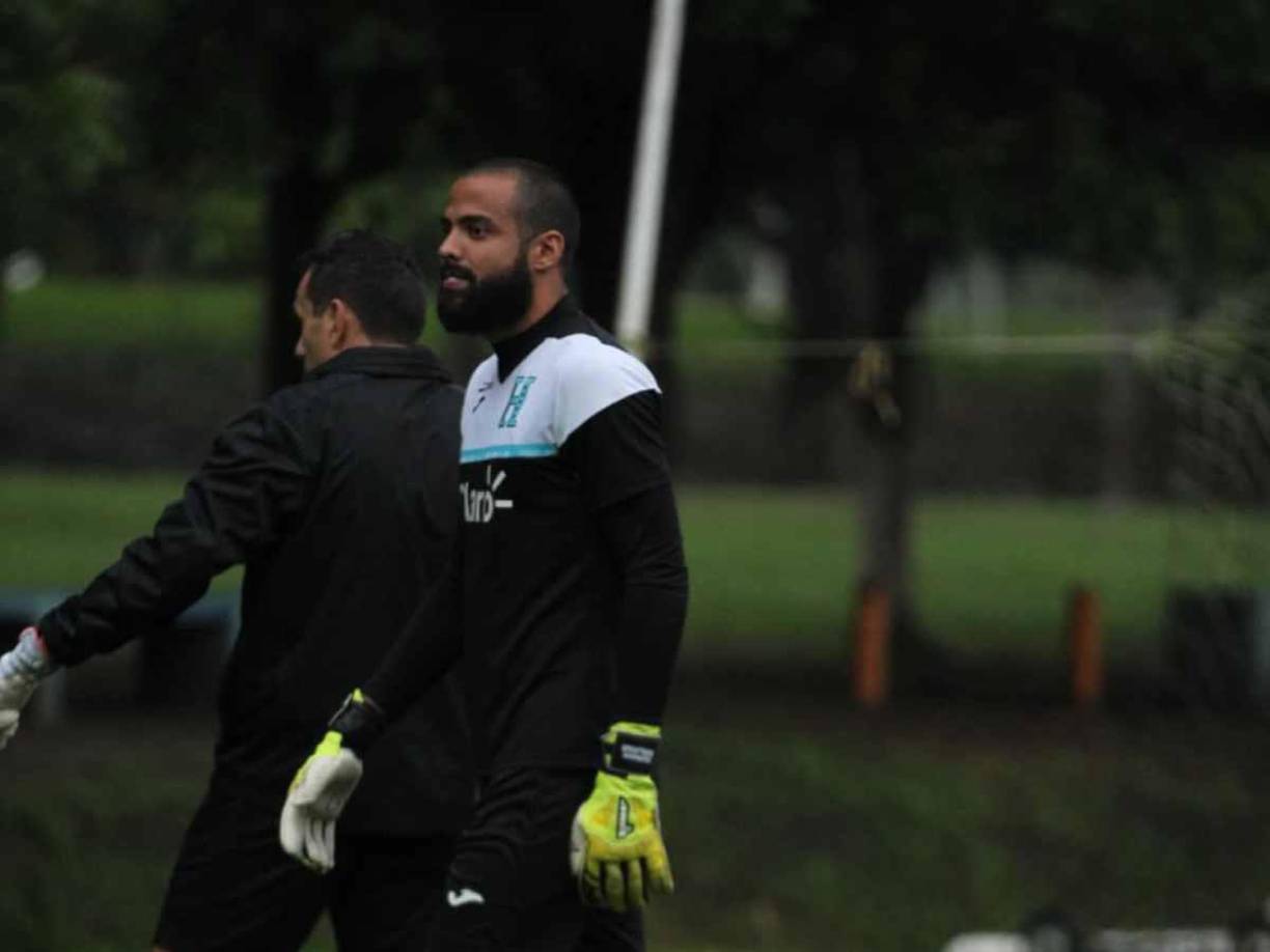 Edrick Menjívar seguirá como el portero titular de la selección de Honduras.