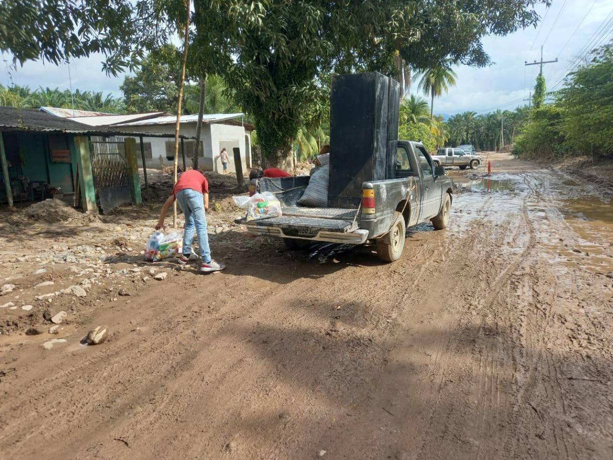Las familias se han visto afectadas y temen las nuevas lluvias que se pronostican a causa de la tormenta Julia. 