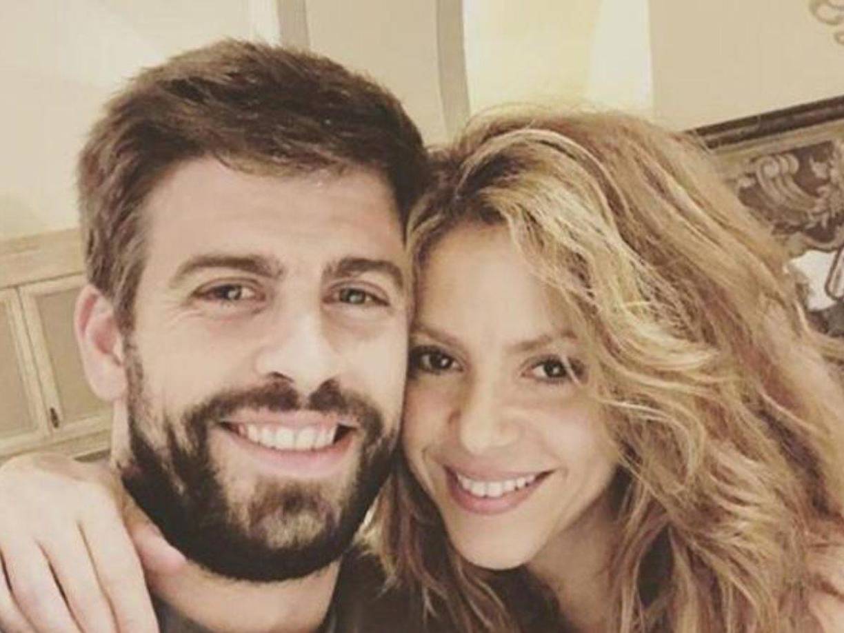 Piqué es señalado de haber engañado a Shakira con Clara Chía.
