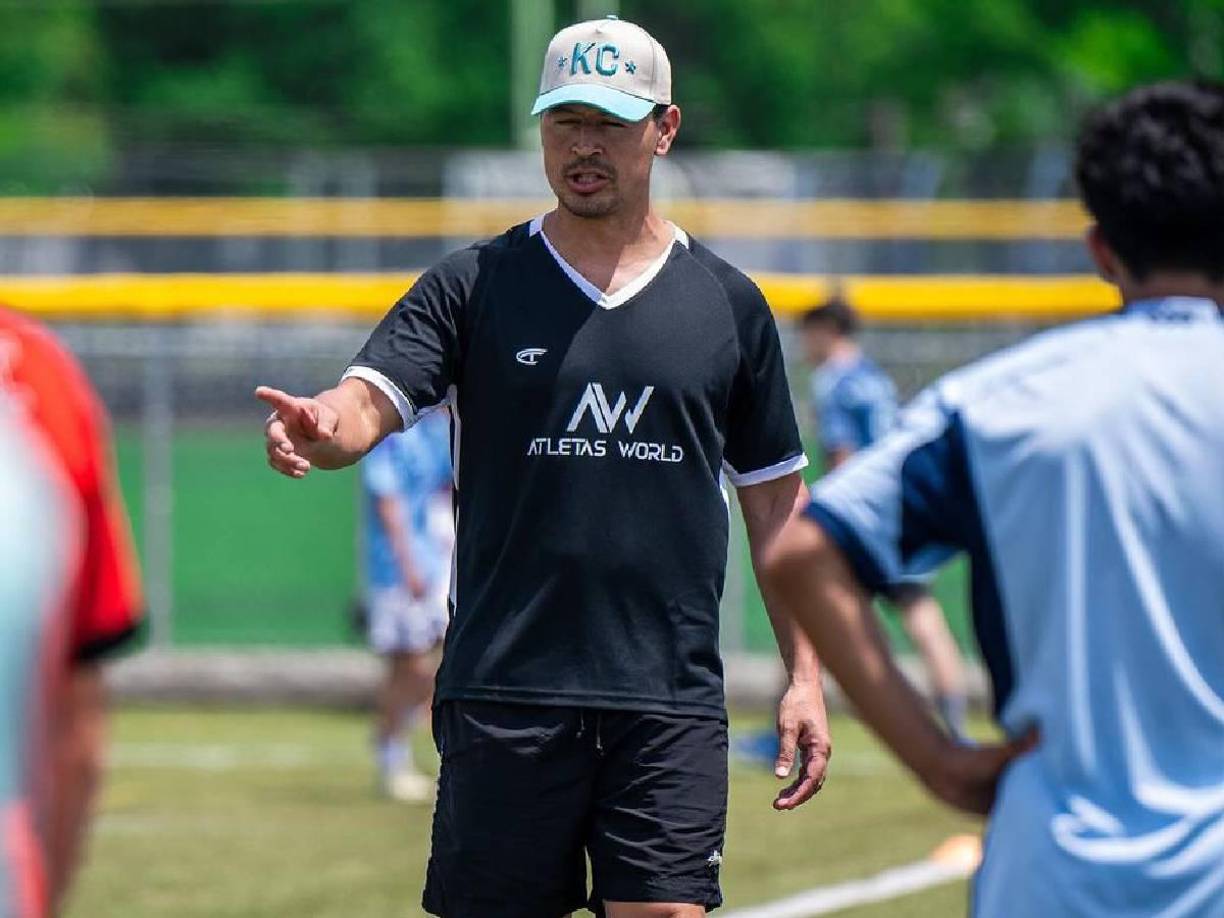 El Chino Espinoza reside en la ciudad de Kansas City y sigue vinculado al fútbol.
