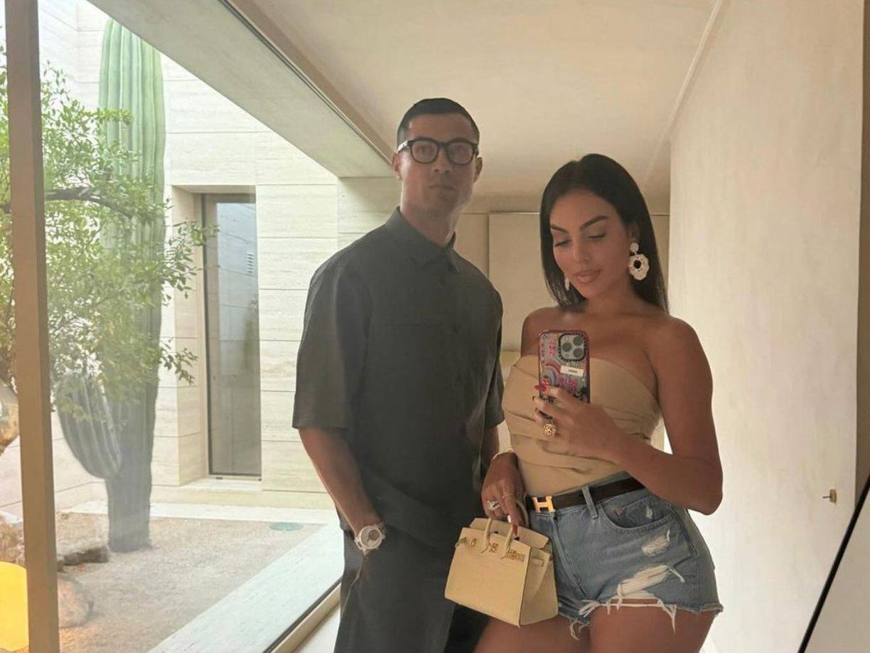 El salario bruto anual oscila entre los 24.000 y 25.000 euros, lo que, haciendo cuentas rápidas, deja un sueldo mensual bastante atractivo