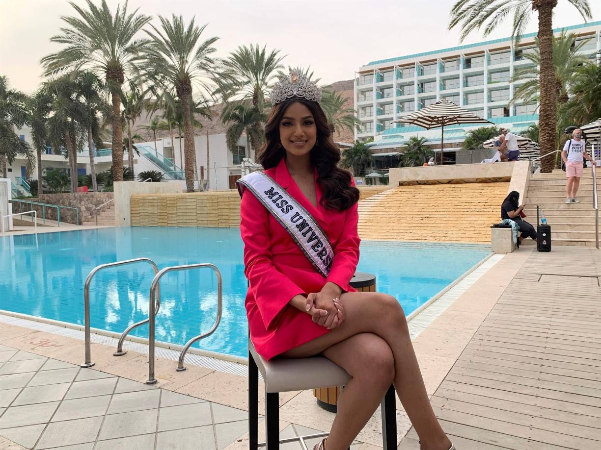 Otro de los mensajes que Sandhu buscará transmitir es el del respeto por las restricciones y medidas de distanciamiento social para hacer frente a la pandemia de coronavirus, algo a lo que se refirió anoche, cuando defendió la obligatoriedad de la vacunación y que reiteró hoy al celebrar las fuertes restricciones impuestas por el Gobierno israelí e instar a “tomar las medidas necesarias, ya que es la única forma de procesar la nueva normalidad”.