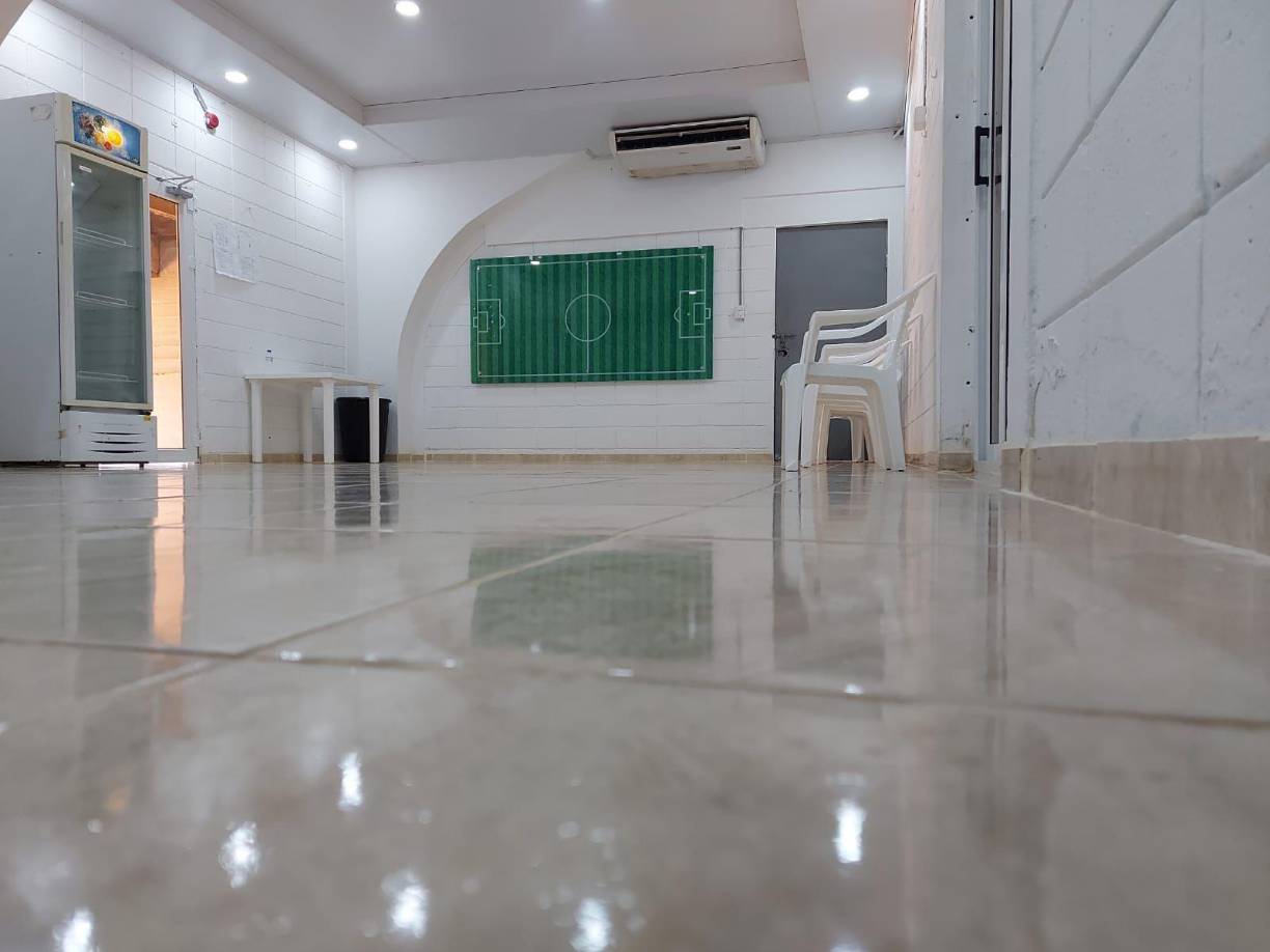 Los trabajos de mejoras se realizaron en los cinco camerinos que utilizan los diferentes equipos deportivos de la Liga Nacional, cuerpo técnico y arbitraje, la Selección Nacional y equipos visitantes en partidos oficiales de FIFA.