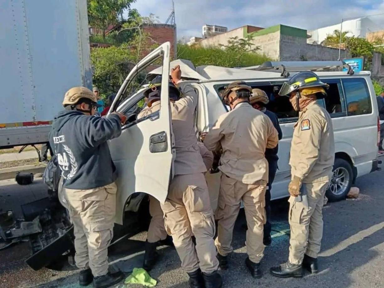 Entre los heridos se encuentran Eda Margarita López Navas, Deyson Joel Reyes Cruz, Luis Adrián Ramírez y Kelly Gissel Canizales, quienes fueron atendidos de inmediato y permanecen en estado estable. 