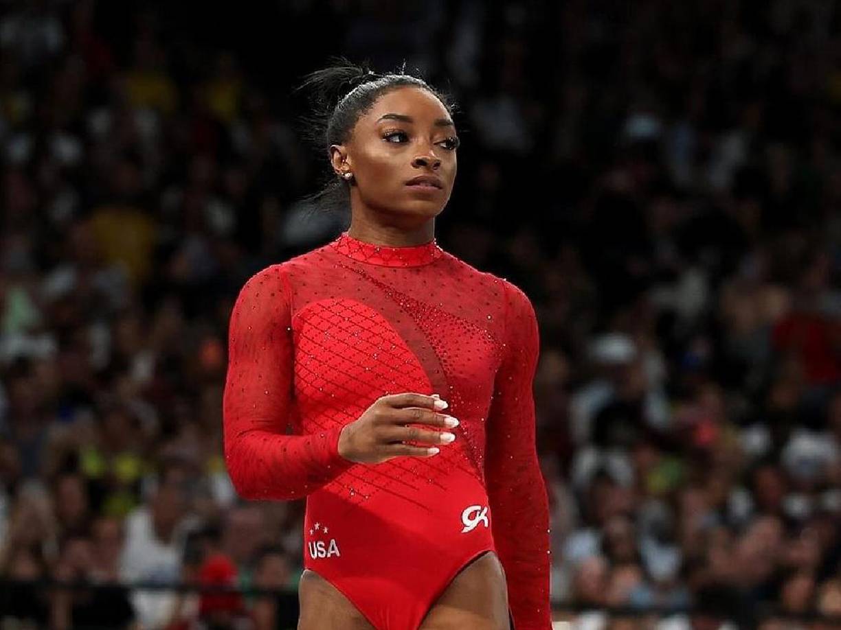 En una entrevista con Daily Mail, la madre biológica de la reconocida gimnasta se sinceró y expresó su anhelo de una reconciliación con su hija.