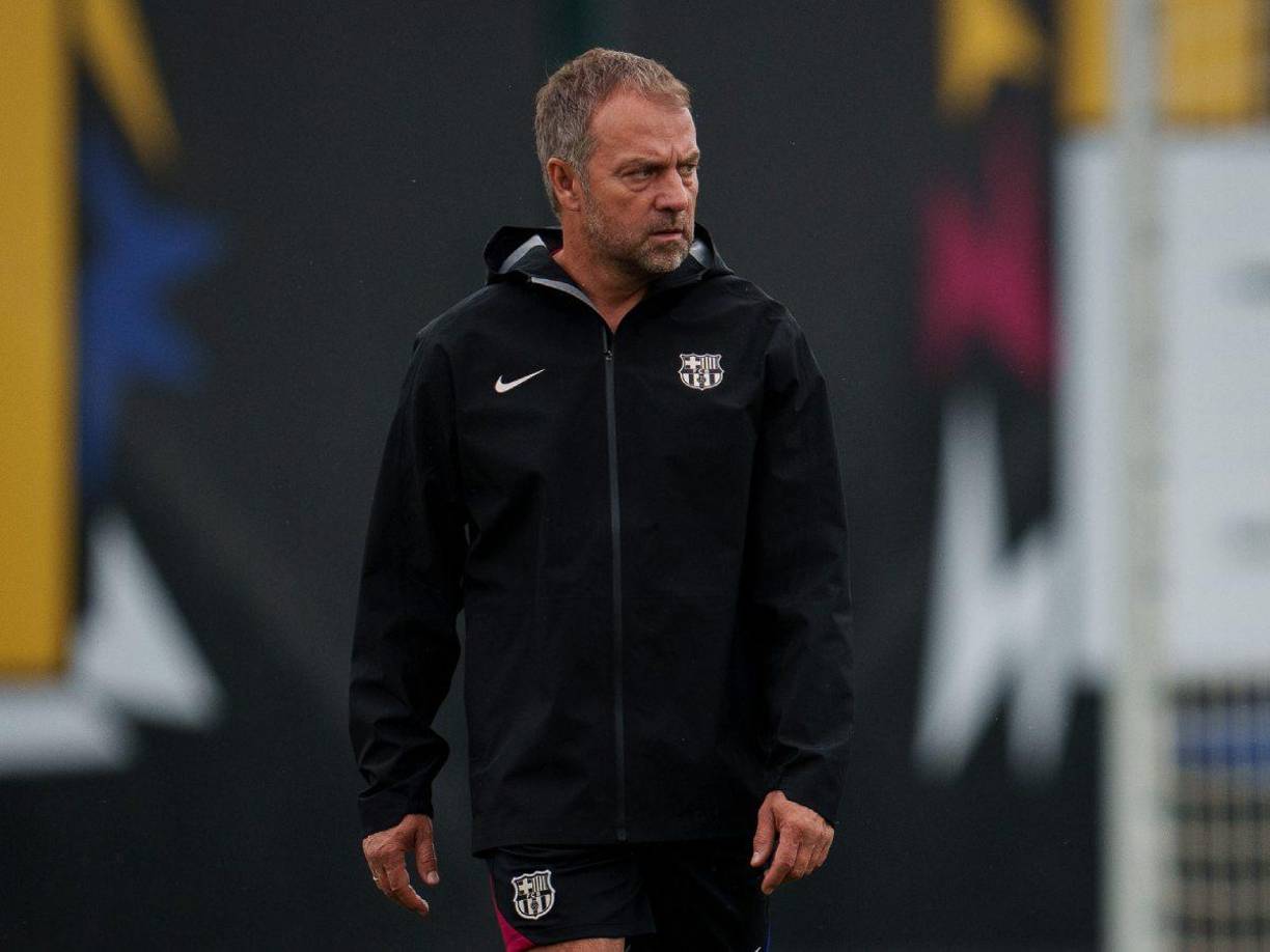 Relación profesional: el respeto y el compromiso son las líneas a seguir por Hansi Flick con sus jugadores, con los que tiene una gran relación pero sin llegar al amiguismo.