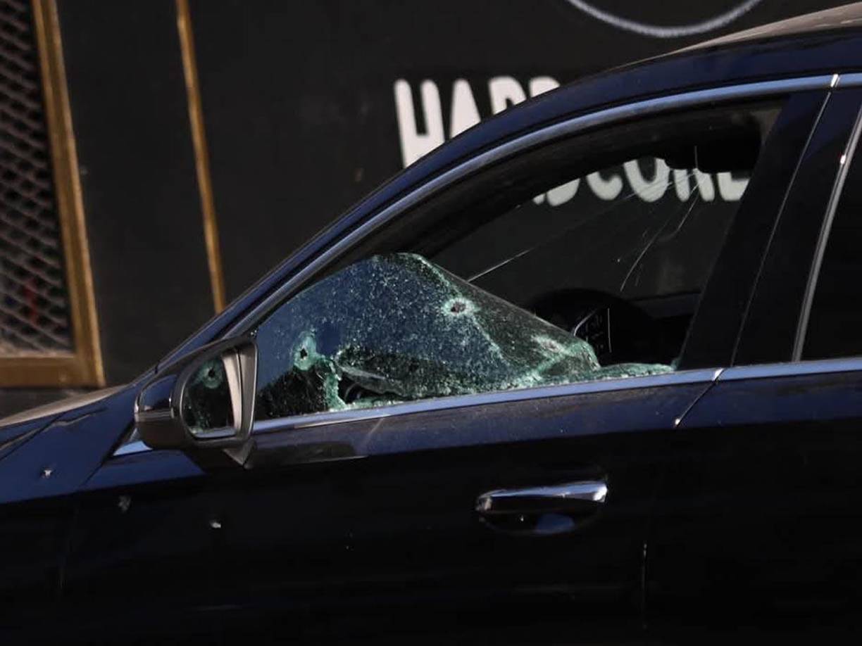 Freda Gaxiola, conocida por sus contenidos de estilo de vida fitness y como propietaria de la marca de ropa deportiva Fleur Clothing, fue baleada mientras se encontraba dentro de su Mercedes Benz negro.
