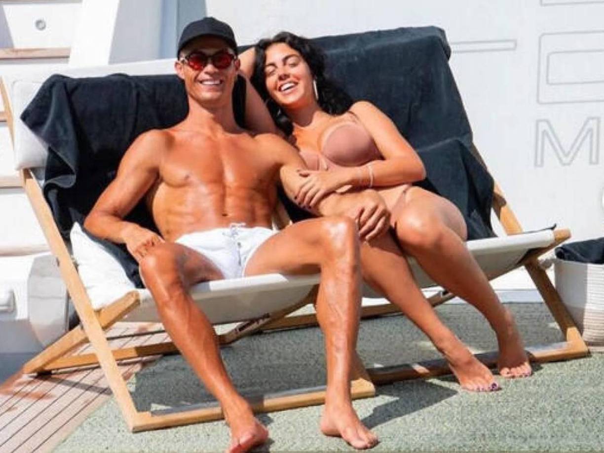 Cristiano Ronaldo y Georgina Rodríguez invirtieron millones de euros para la construcción de su mansión. Las imágenes del nuevo hogar sorprenden, aquí los detalles.