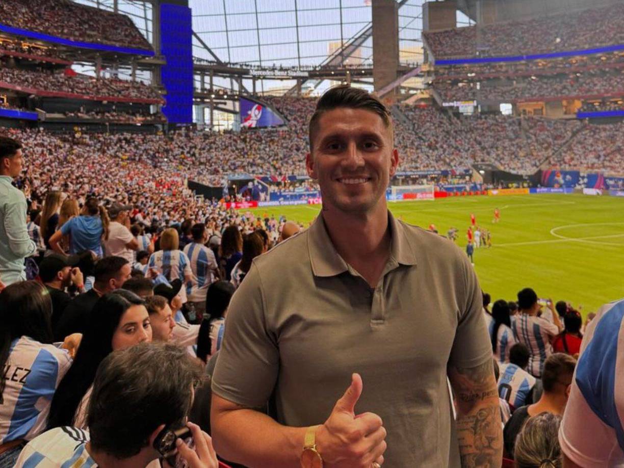 Durante la Copa América disputada en EUA, Espíndola pudo disfrutar de cada uno de los juegos que se realizó y festejó que Argentina pudo consagrarse campeona.