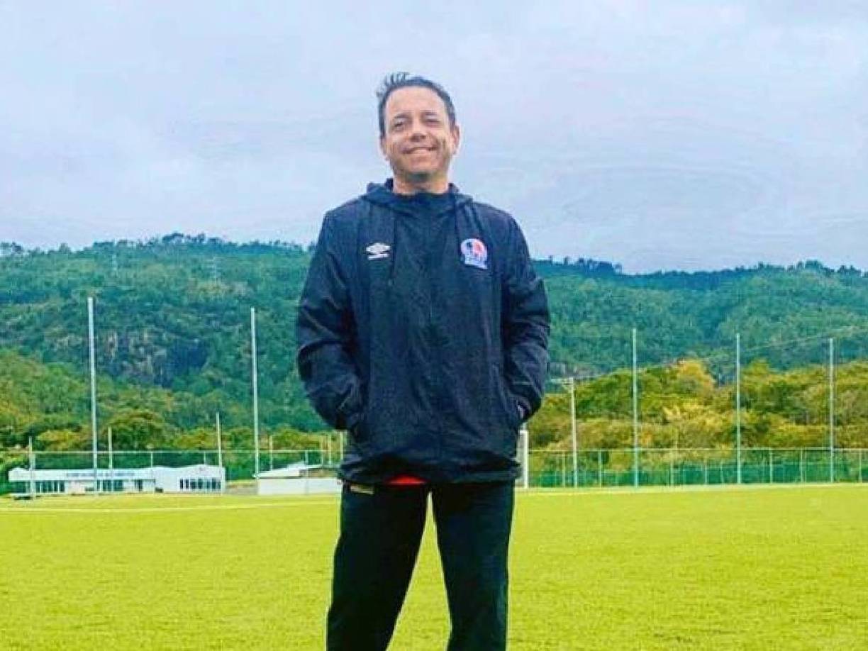 Por muchos años fue el entrenador de las reservas especiales del Olimpia.