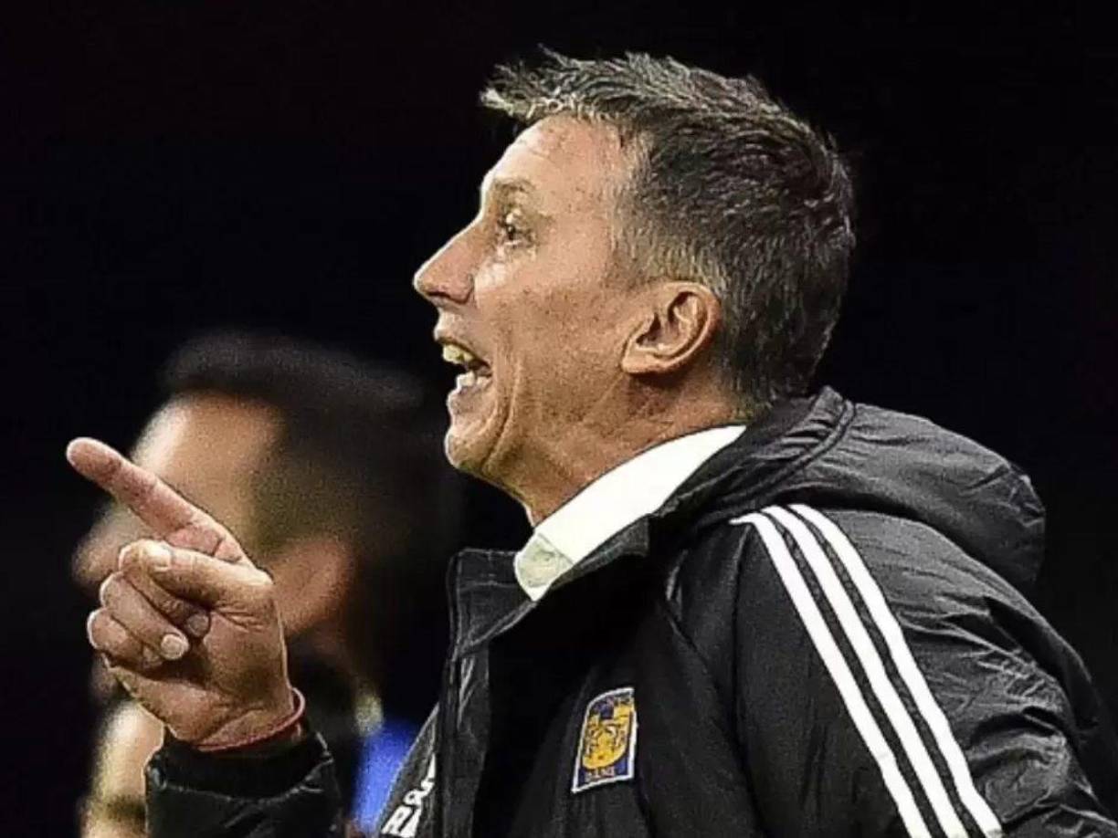 El entrenador uruguayo tRobert Siboldi omó el mando del equipo en abril de 2023, después de que Diego Cocca y Chima Ruiz dejaran el cargo y logró ser campeón de la Liga MX. 