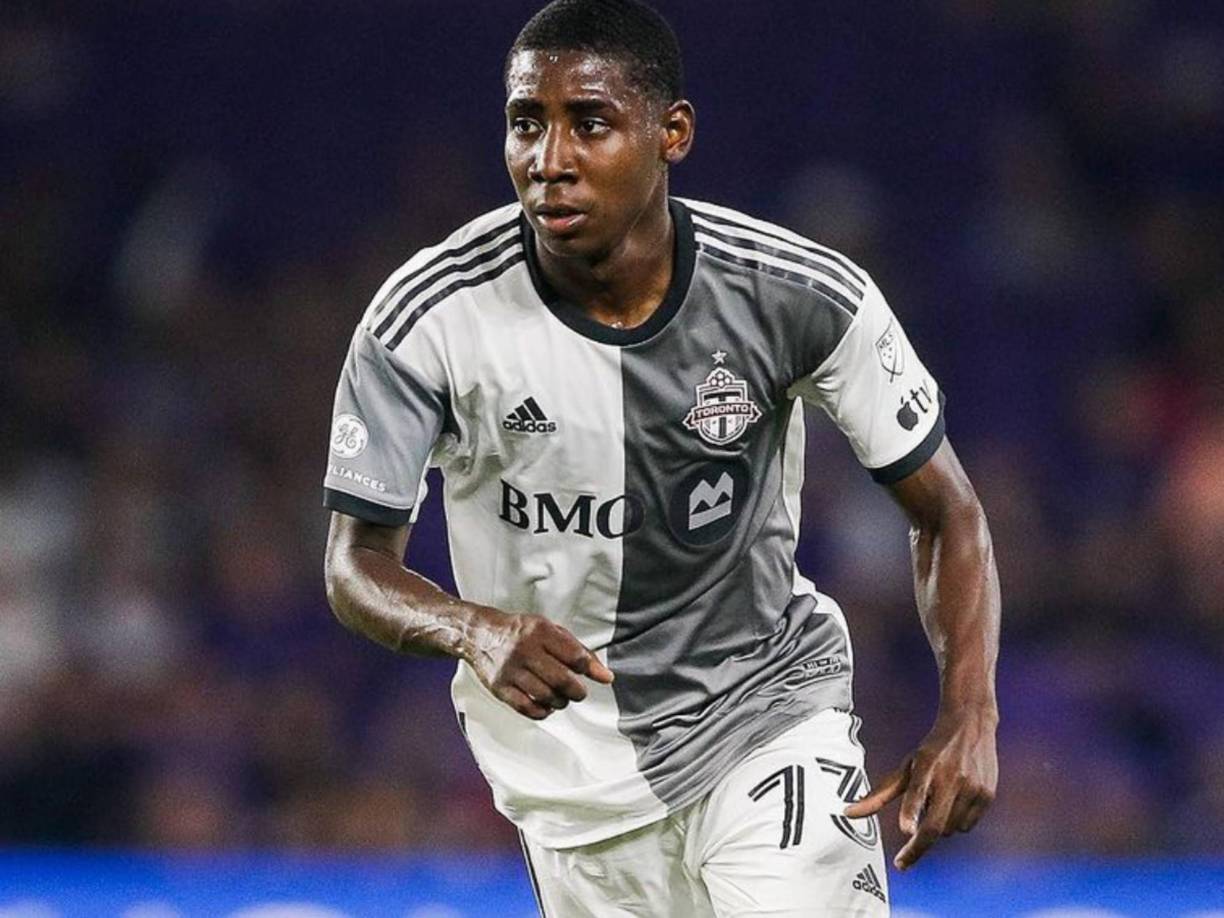 El joven hondureño Jesús Batiz no seguirá en el Toronto FC. Él jugaba en el filial y llegó a disputar minutos con el primer equipo.