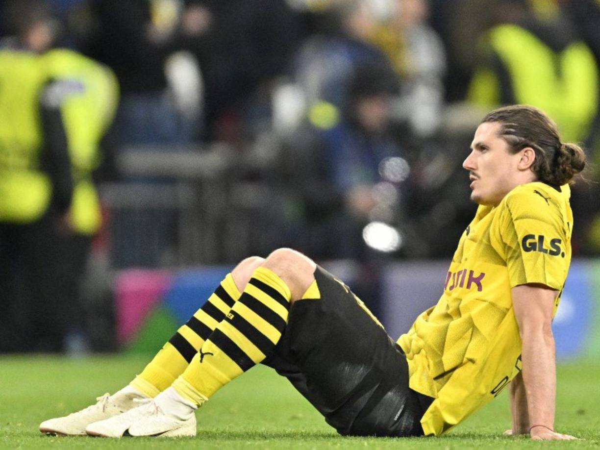 Plantilla del Dortmund se mostró decepcionada tras perder el título en Wembley.