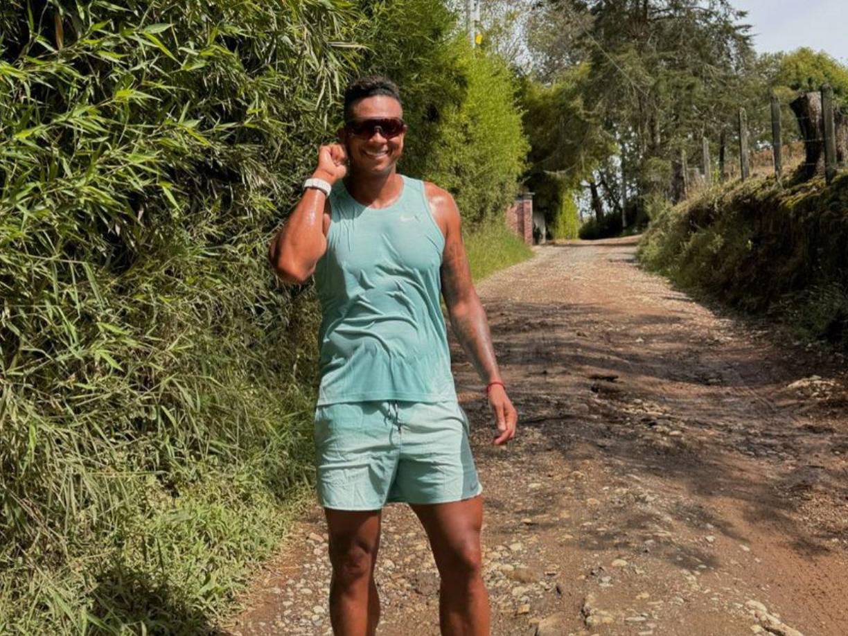 “Trabajo todos los días para ahuyentar esos fantasmas, para volver a ser mi antiguo yo. Después de que dejé de jugar en 2021 comencé un camino difícil, tomé encrucijadas equivocadas y me consumí con alcohol.”, comenzó relatando Guarín. 