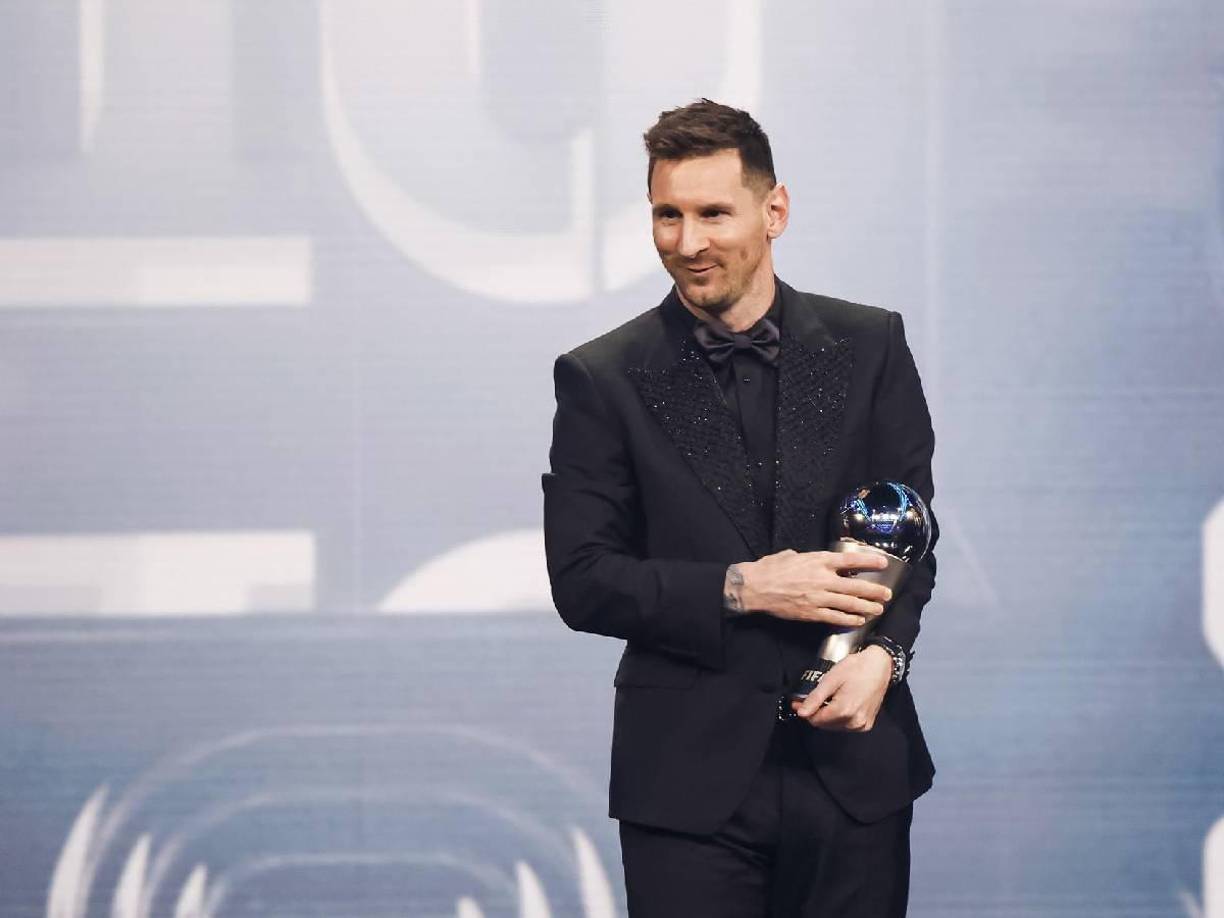 El ‘10’ va por el cuarto trofeo de la FIFA ya que obtuvo los de 2019, 2022, tras conquistar el Mundial de Qatar, y 2023. Este último tras superar en la votación a Haaland y Mbappé.