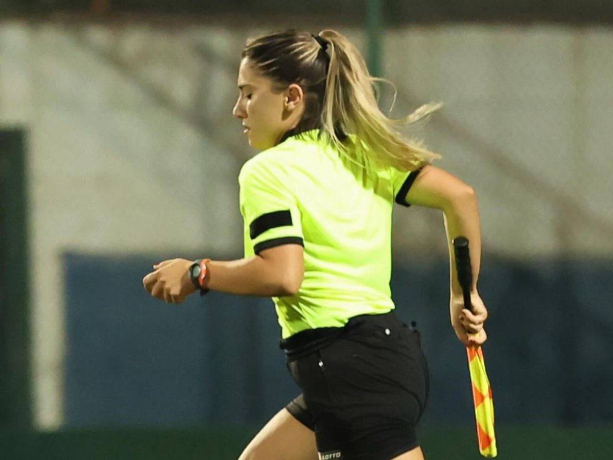 Elif Karaarslan de Turquía es la chica árbitro que ha estado involucrado en supuesto video indebido con un dirigente .