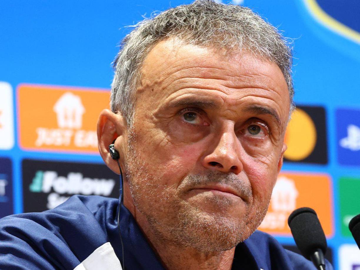 ”Nuestra hija Xana ha fallecido a la edad de nueve años después de luchar durante cinco intensos meses contra un osteosarcoma. Damos las gracias por todas las muestras de cariño recibidas durante estos meses y agradecemos la discreción y la comprensión”, fue el mensaje de Luis Enrique en el 2019 informando sobre la muerte de su amada hija.