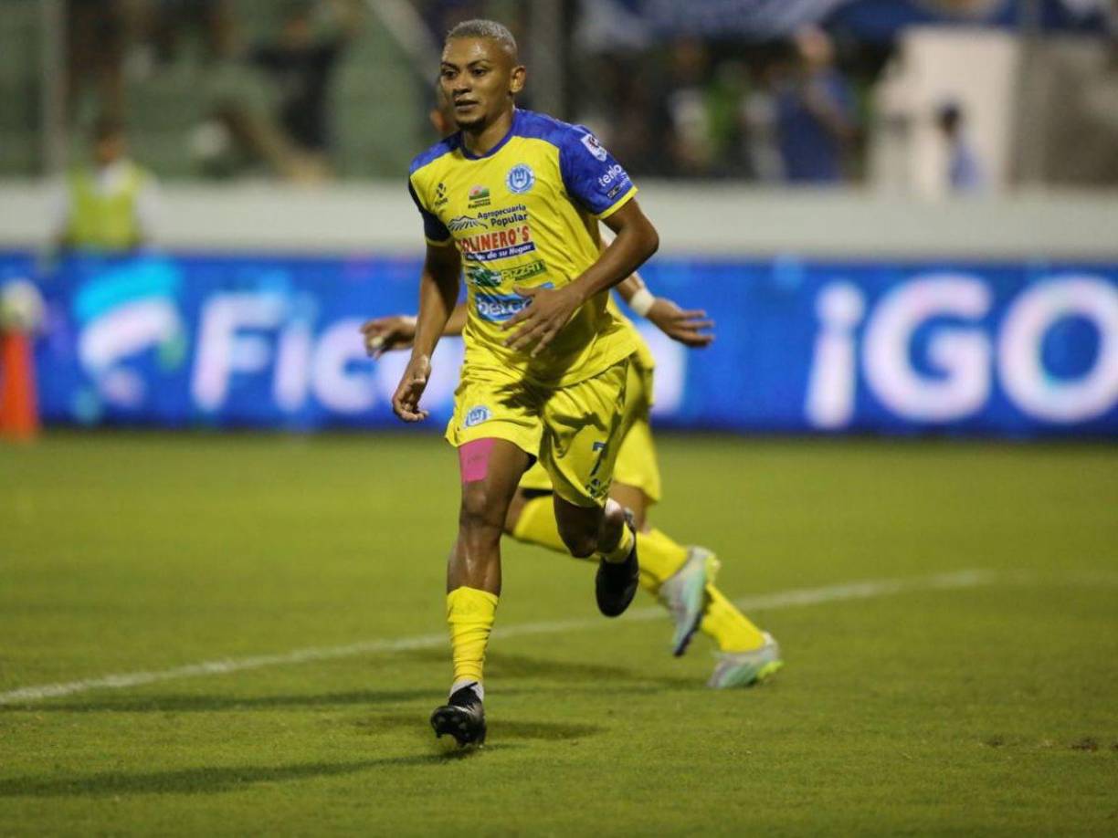 El Marathón se une al interés por intentar el fichaje del talentoso mediocampista Alexy Vega. Así lo reveló el presidente Orinson Amaya en declaraciones al programa Minuto 90 de Radio Cadena Voces. 