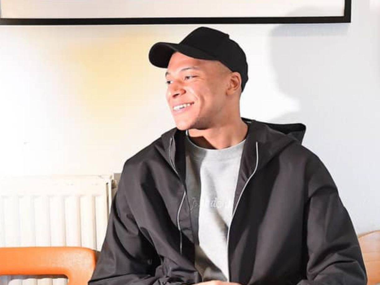 Con los millones que ha logrado como futbolista, Kylian Mbappé ha tomado la decisión de invertir en el equipo de sus amores. 