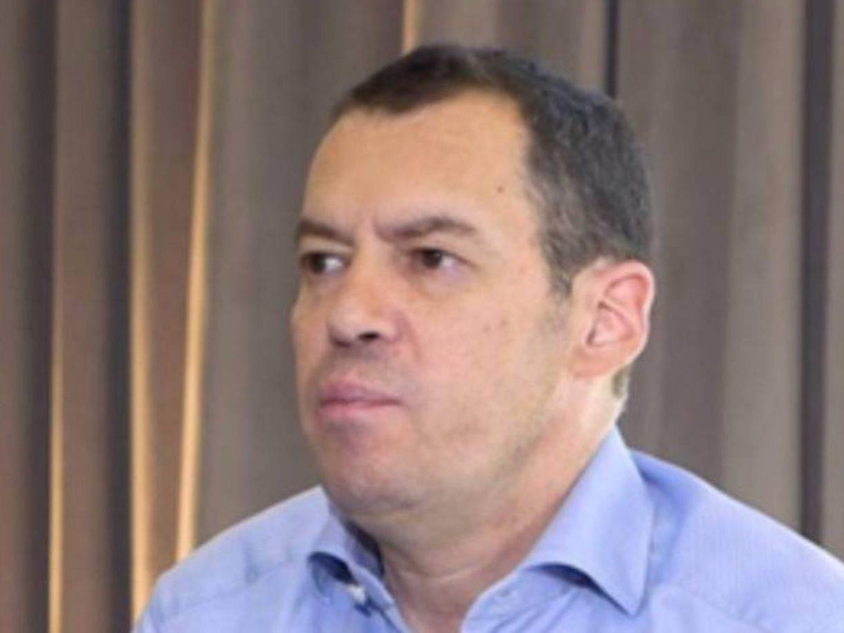  El periodismo deportivo en México se encuentra de luto por el sensible fallecimiento del reconocido comunicador André Marín, que perdió la vida debido a una enfermedad.