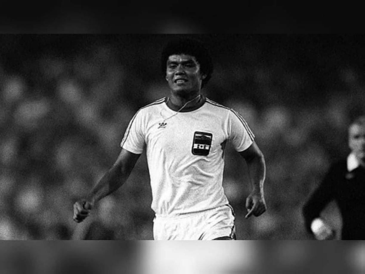 José Roberto “Macho” Figueroa: Enorme delantero que tampoco figuró en el 11 ideal que brindó La Federación Internacional de Historia y Estadística de Fútbol. Sus goles con la H fueron claves para la clasificación al Mundial de España 82.