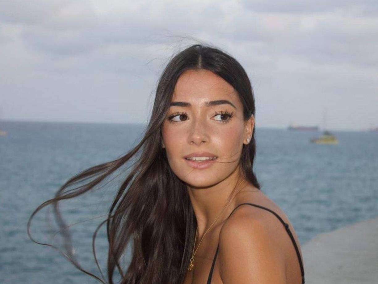 Según trasciende, la joven podría ser la misma que le entregó a Gavi una nota con su número de teléfono en un video que en su momento se viralizó en las redes sociales.