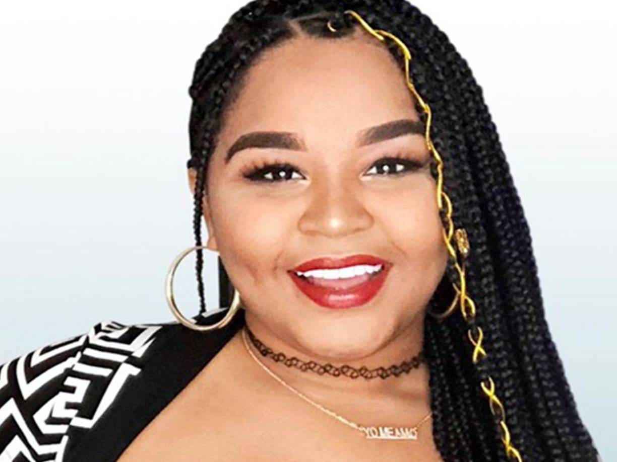 Katherine inicia diciendo: “Aquí nadie quiere lucrar del sufrimiento ajeno, nosotros estamos sufriendo, estamos pasando por una pérdida, muy dolorosa. Yo tengo 28 años y es la primera vez que pierdo un familiar”. 