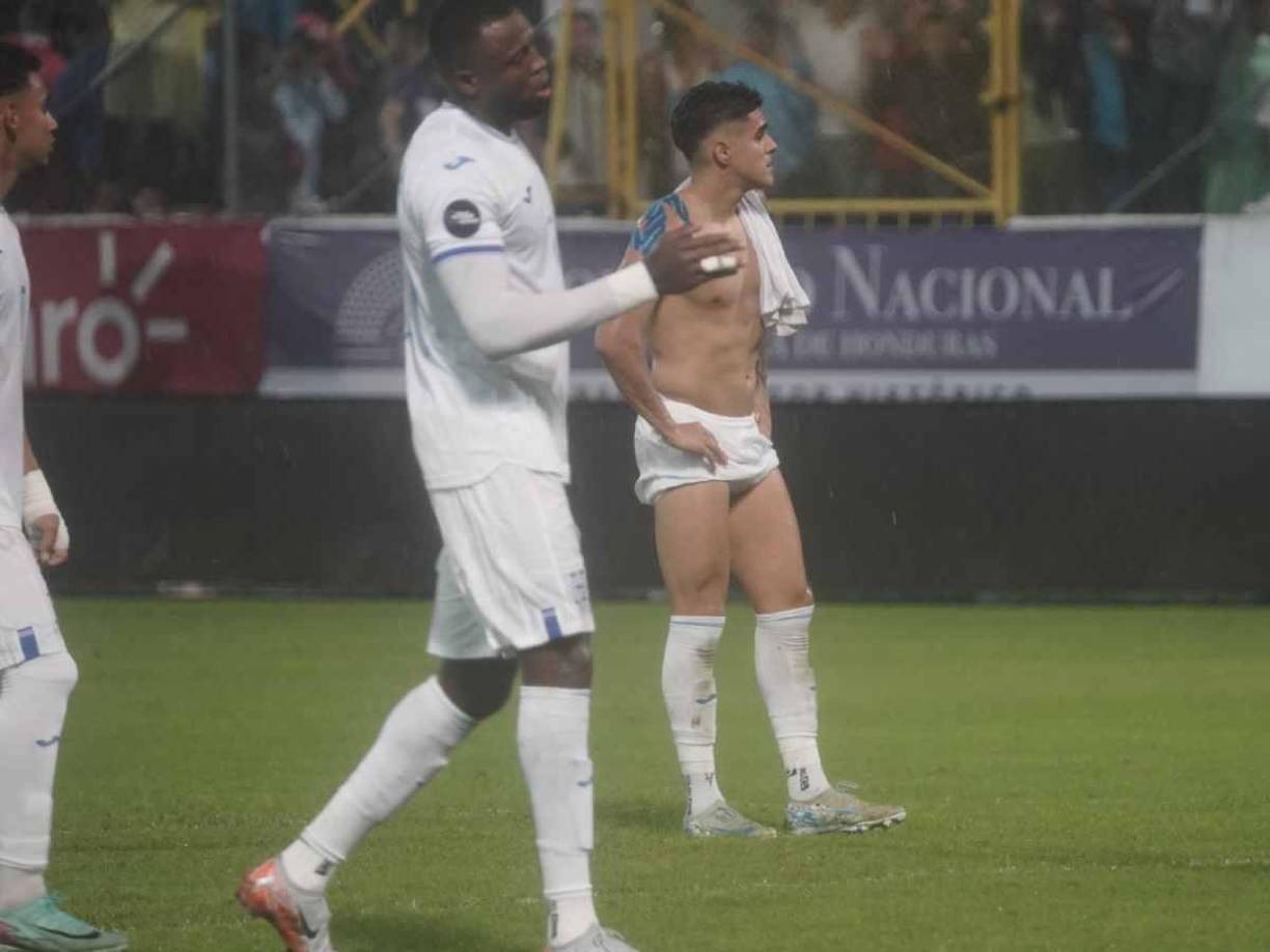 La noche del viernes 15 de noviembre no la olvidará el extremo, comienza a ser un referente en la Selección de Honduras. Le hizo daño a los dirigidos por el Vasco Aguirre con sus dos goles contra Memo Ochoa.
