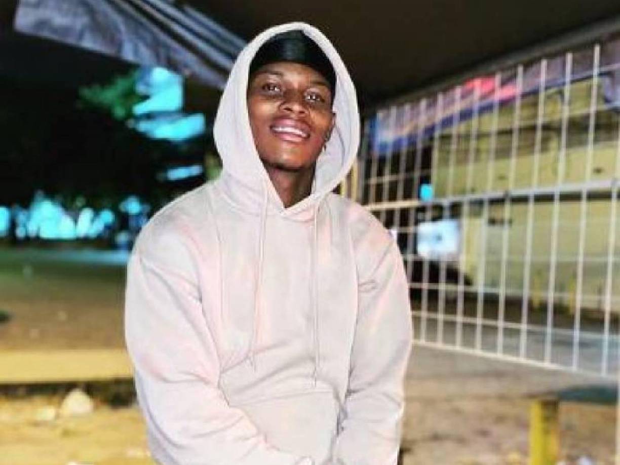 Demetri es originario de Roatán, Islas de la Bahía, y se sumó a la corta lista de jugadores de ese municipio que han debutado en Liga Nacional, como Georgie Welcome, Shannon Welcome y Edrick Menjívar.