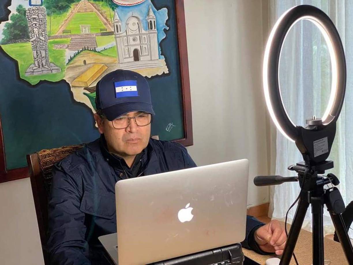 Juan Orlando Hernández: El expresidente de Honduras es seguidor del Fútbol Club Motagua.