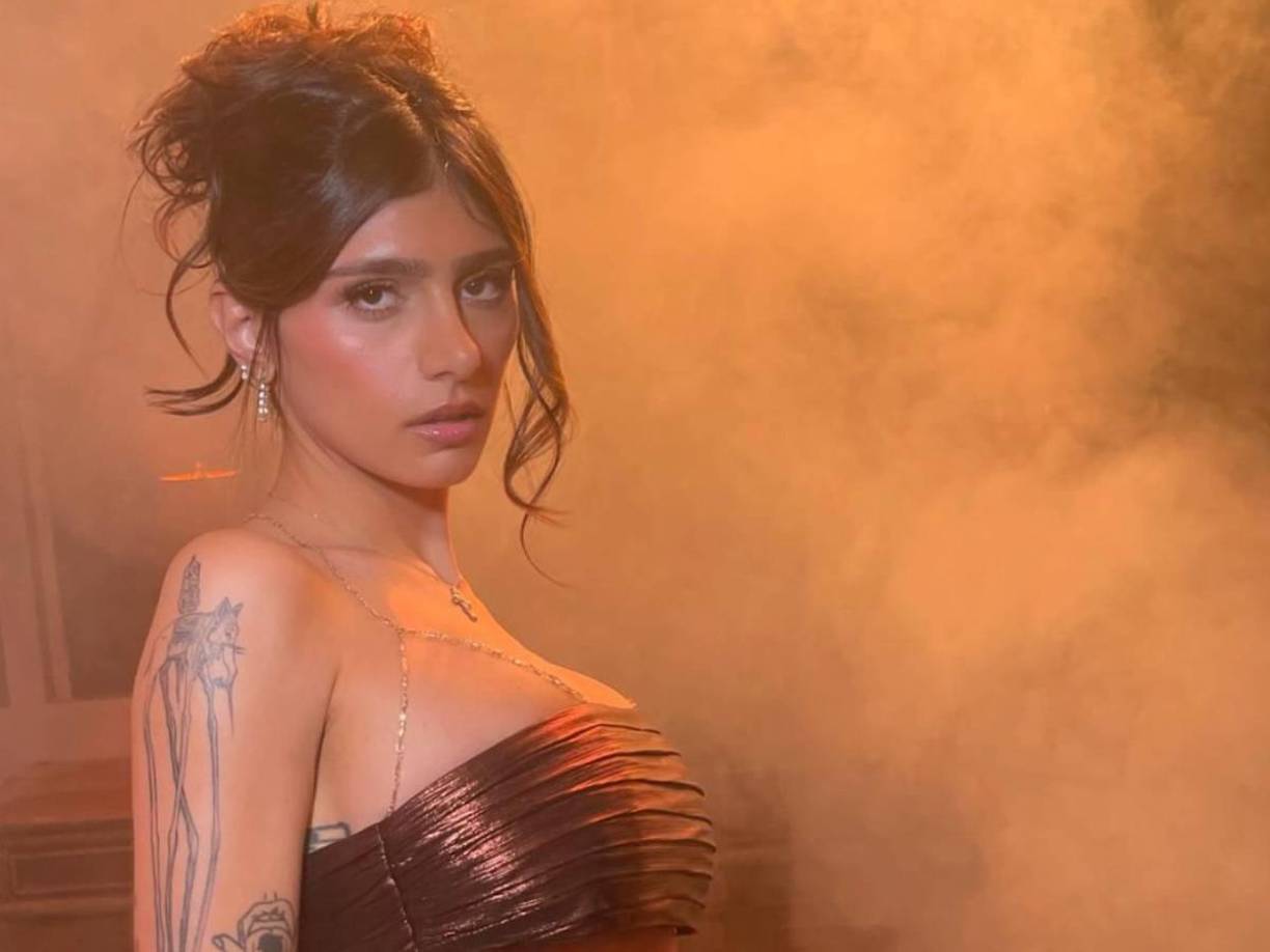 Mia ha negado la información de que la vinculan con Julián Álvarez, delantero del Atlético de Madrid.