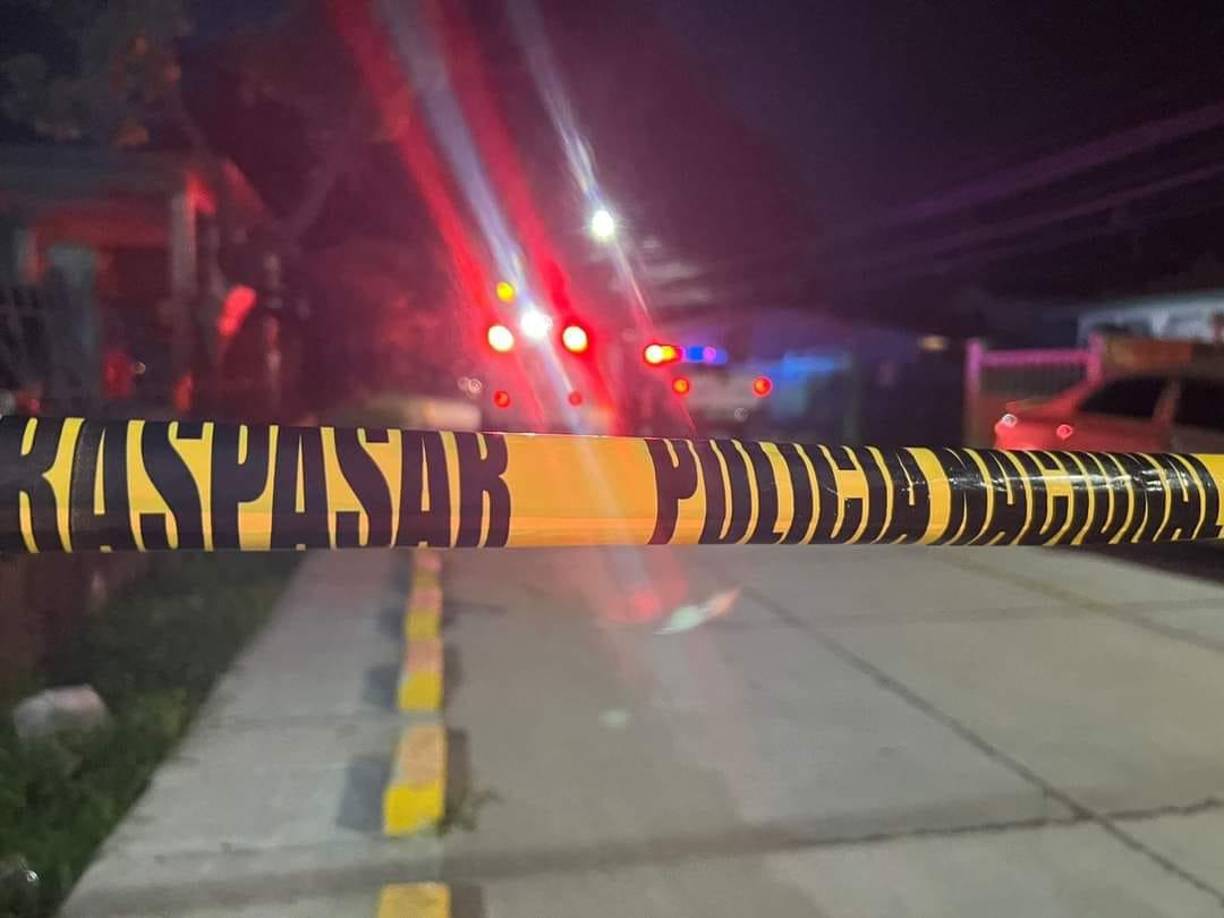 En la escena quedaron varios casquillos de bala.