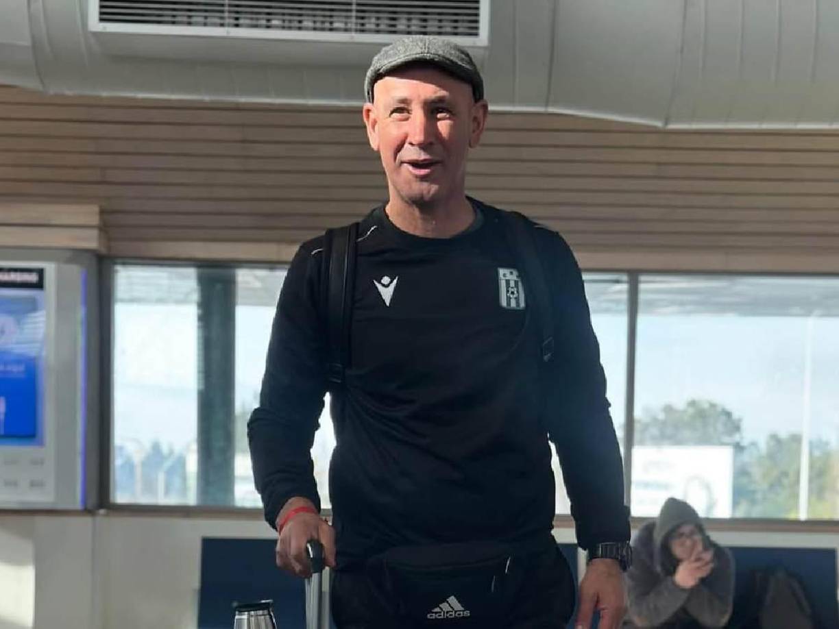 Eduardo Espinel ha dirigido 287 partidos de los cuales ganó 112, empató 80 y perdió 95.