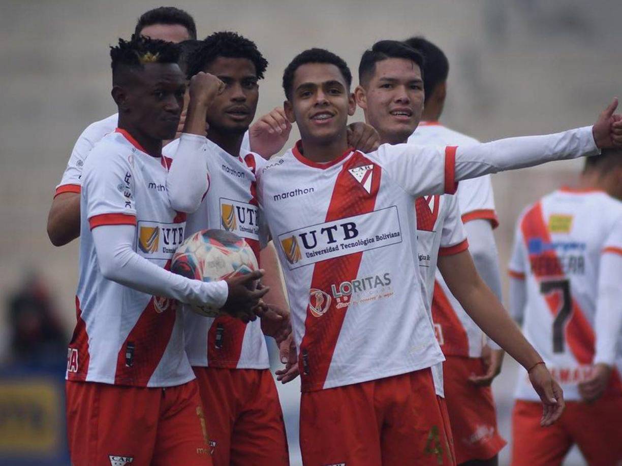 El joven se quedó afuera de la Copa América porque su papá no está para firmarle un permiso.