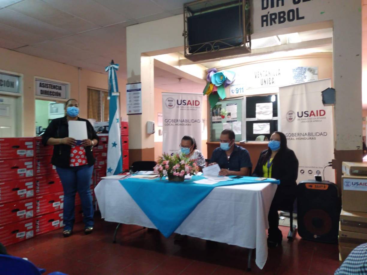 El miércoles 17 de agosto de 2022, 26 redes educativas de los municipios de San Pedro Sula y Choloma.