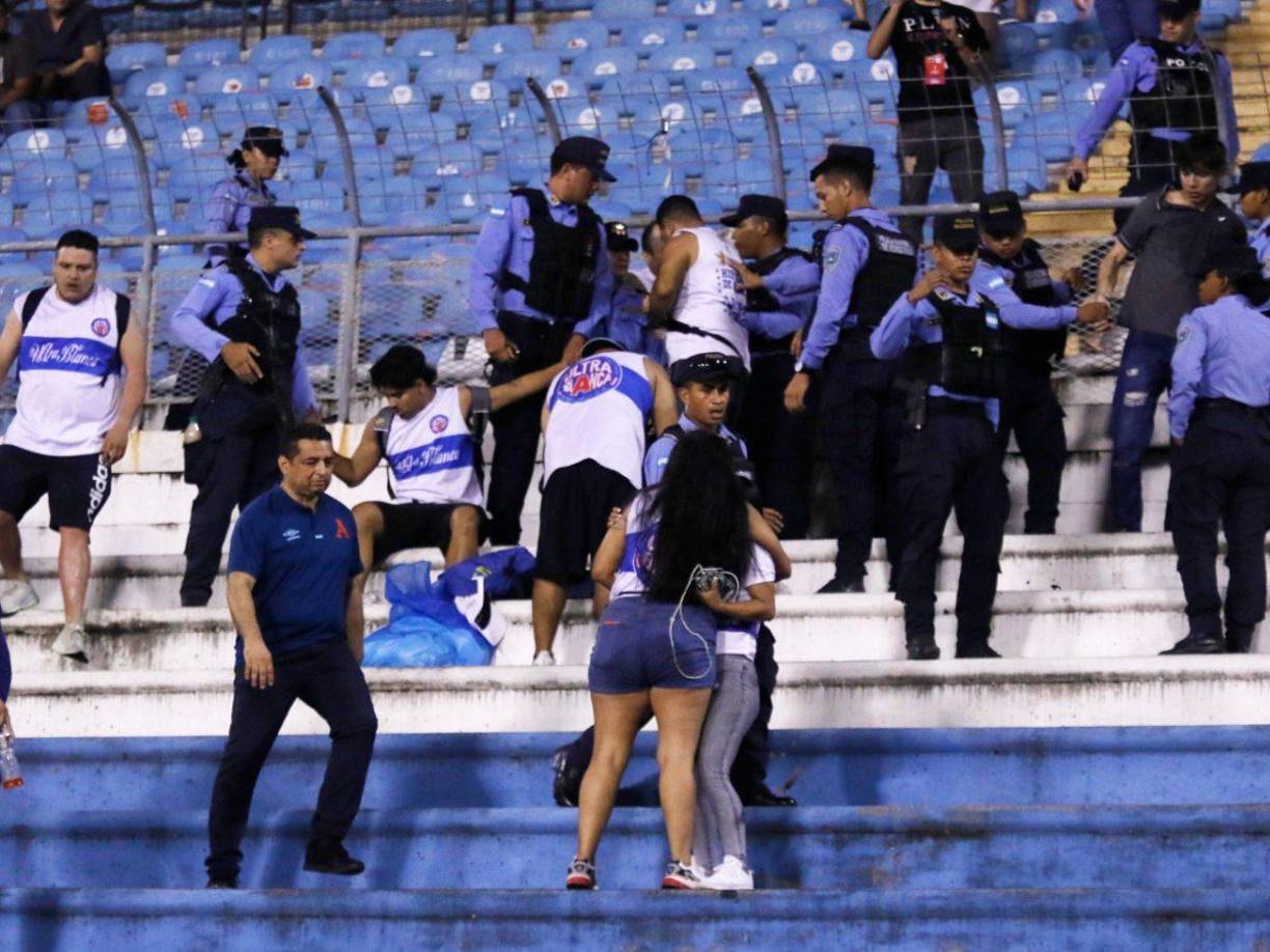 El lente de Diario LA PRENSA captó el momento de los actos de violencia.
