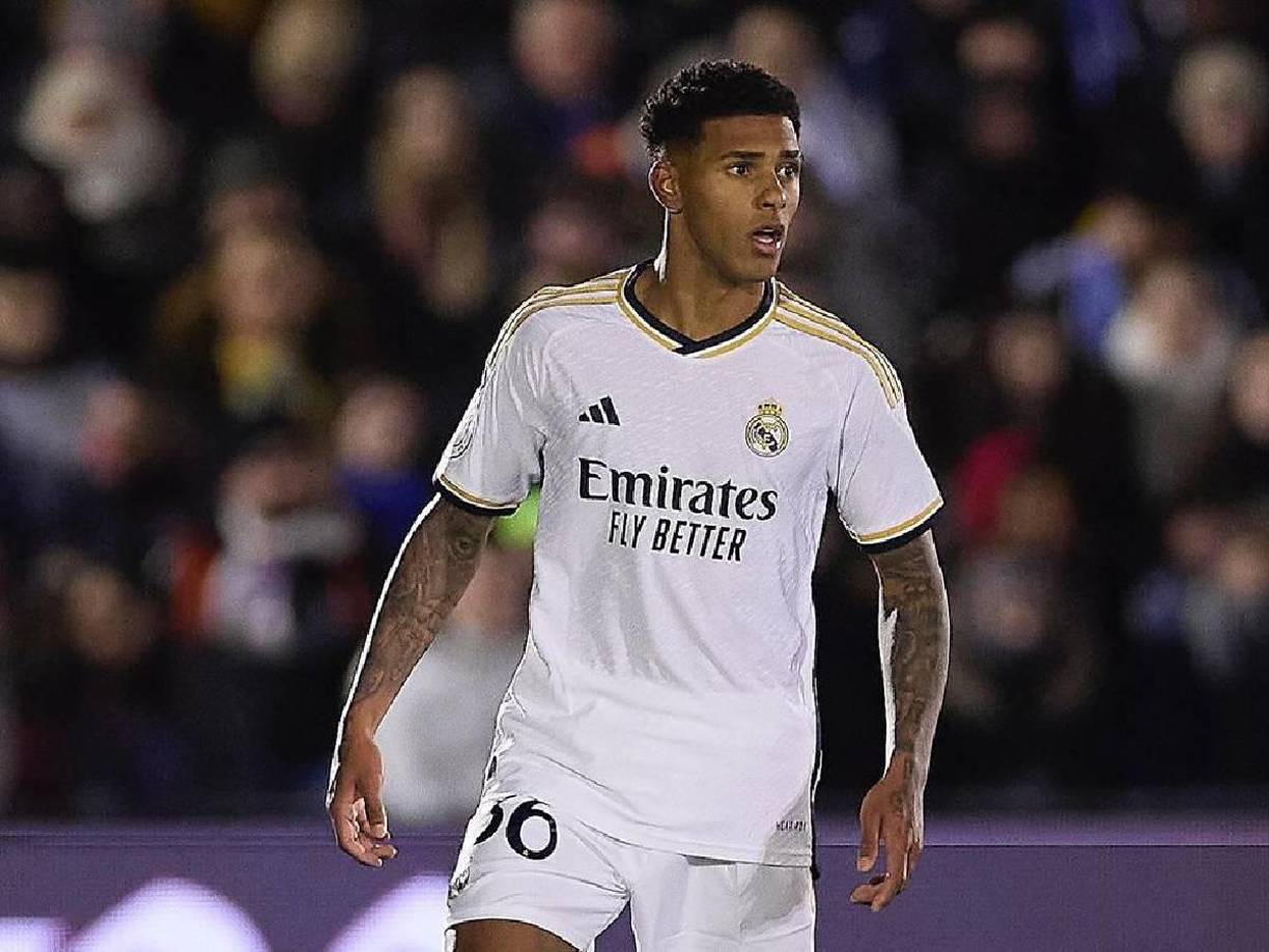 Tras desvelar que su hija no es del futbolista Ingrid Lima pidió que “dejen de atacar a Vinícius Tobias, fue a petición mía que no asistiera al parto y no publicara nada sobre Maite hasta que se hiciera el examen...”