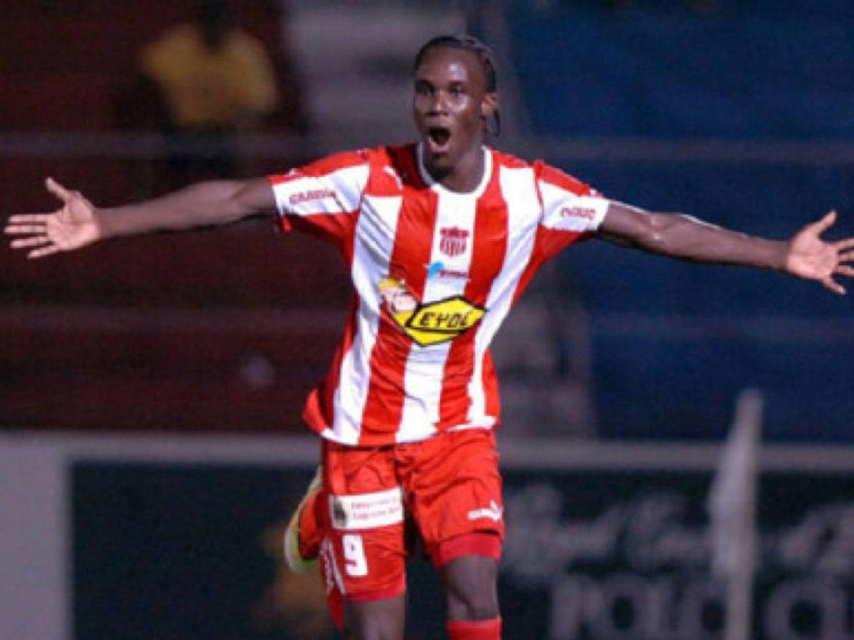Rubilio Castillo : Goleador nato. Su debut con los rojos fue en el 2008 y desde entonces no ha parado de golear. Es el máximo anotador histórico del Motagua.