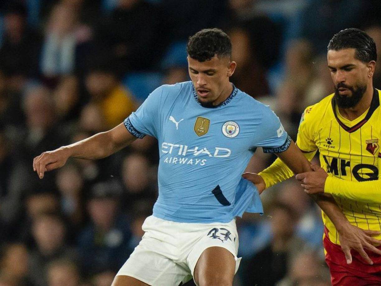 Nunes le quitó el móvil a la persona luego de que esta supuestamente le tomara una fotografía sin su consentimiento, lo cual hizo enojar al jugador en cuestión..