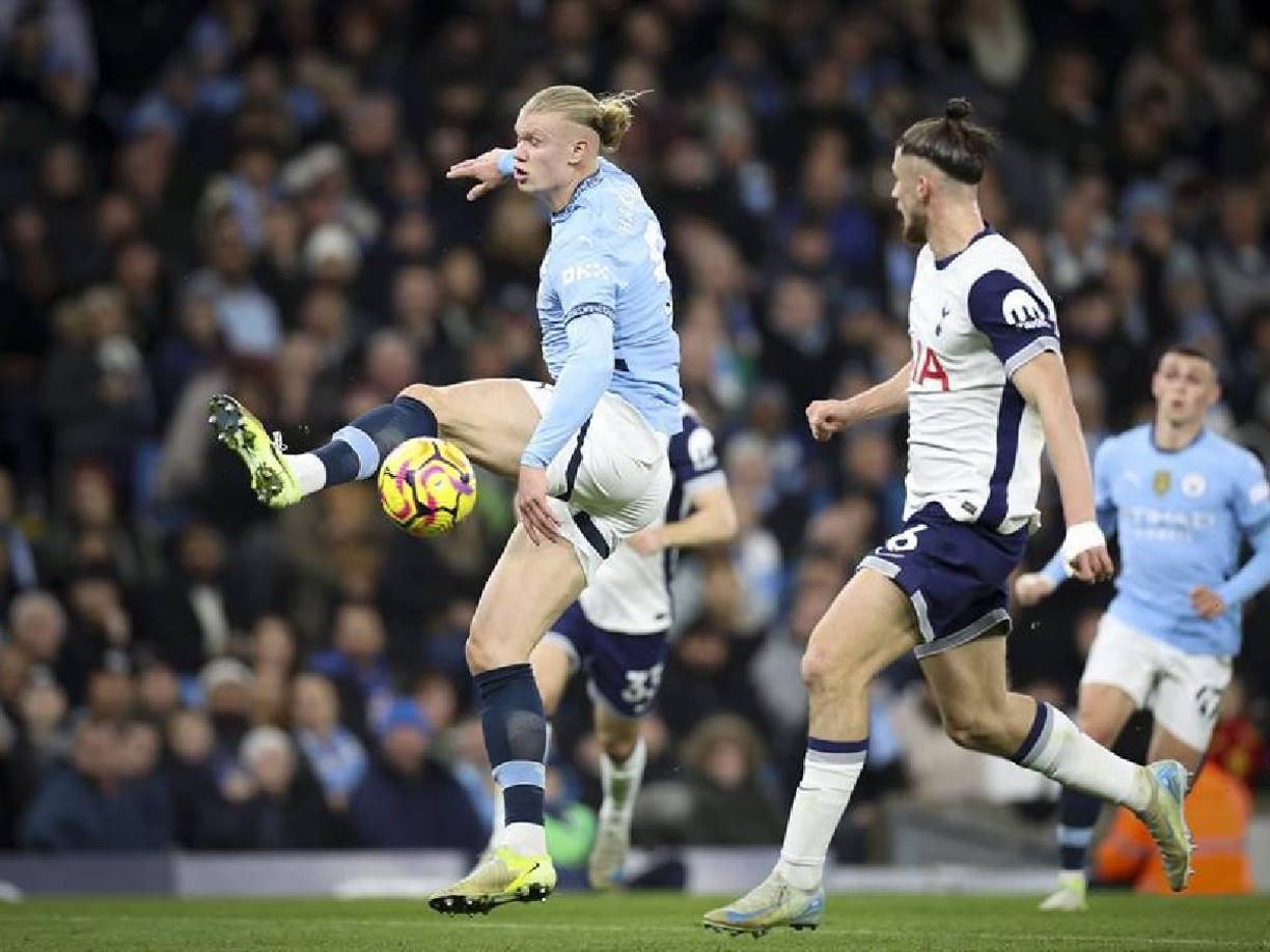 Sin embargo, no ha podido evitar la mala racha que encadena el CIty con sus cinco derrotas consecutivas. La última una dolorosa ante el Tottenham (0-4) en la Premier League.