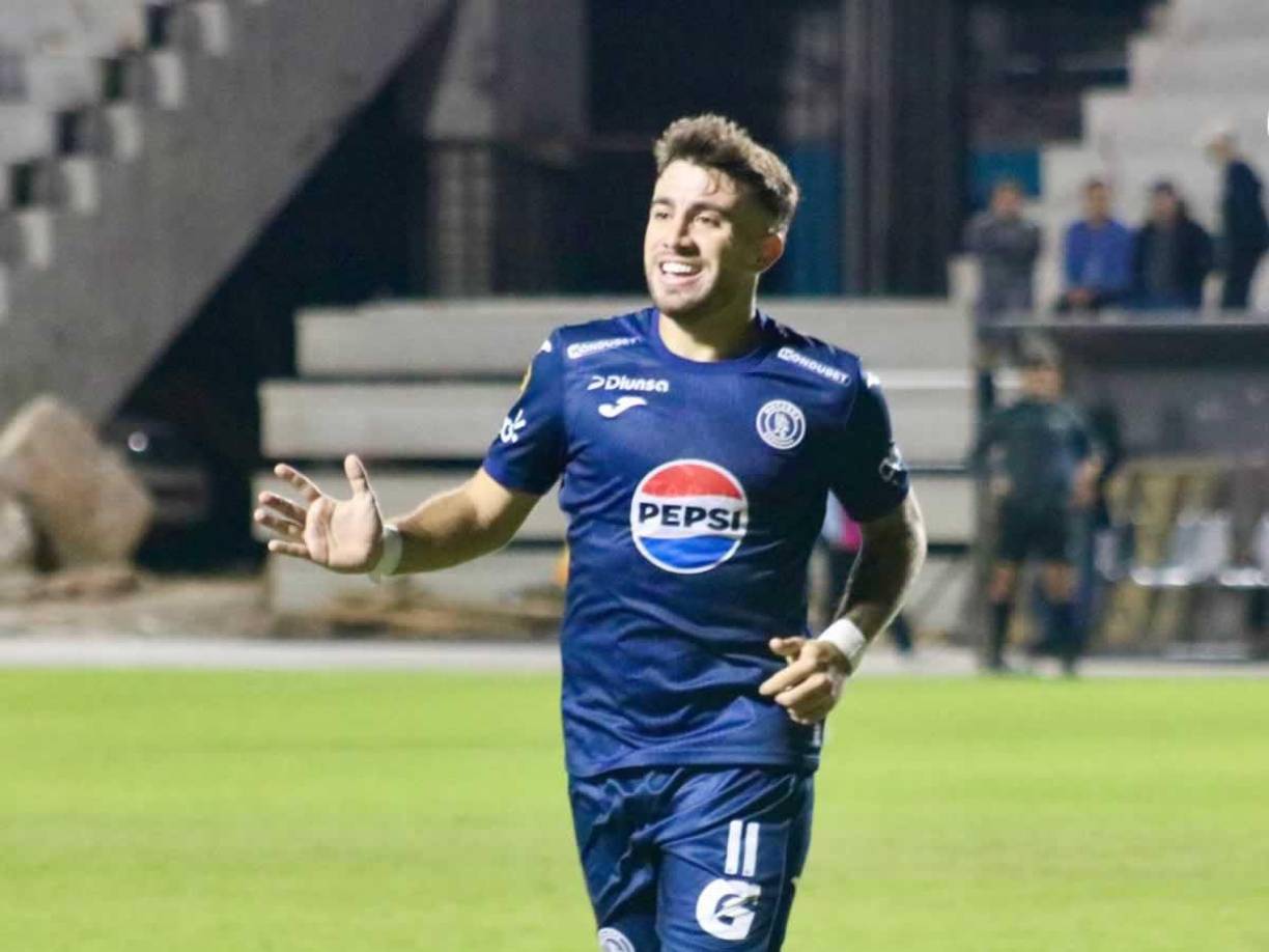 Agustín Auzmendi - Al delantero argentino le restan seis meses de contrato con el Fútbol Club Motagua. El sudamericano quiere seguir con el Ciclón Azul.