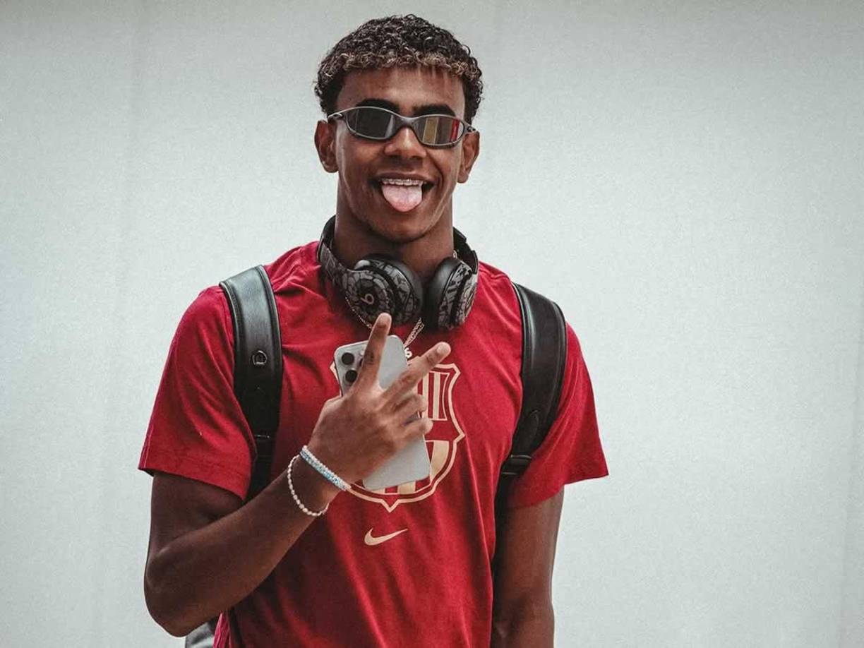 No obstante, su influencia no se limita al ámbito deportivo. En el ranking global de las personalidades más buscadas, Yamal se posiciona en el octavo lugar, compartiendo espacio con figuras como Donald Trump, Kate Middleton y Kamala Harris.