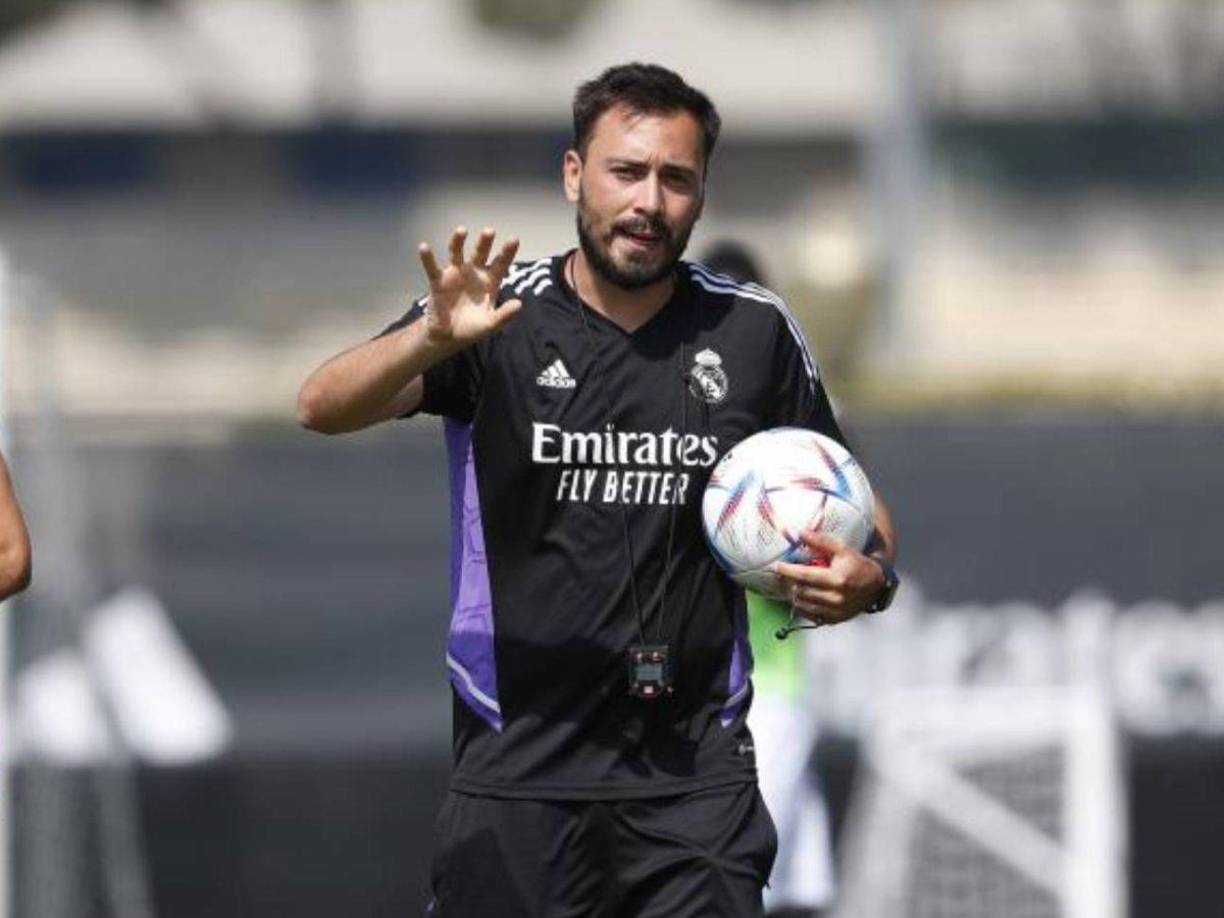 Davide Ancelotti, segundo entrenador del Real Madrid, podría tener pronto su primera experiencia como primer técnico. Según RMC Sports, el Stade de Reims está interesado en él tras la salida de Will Still.