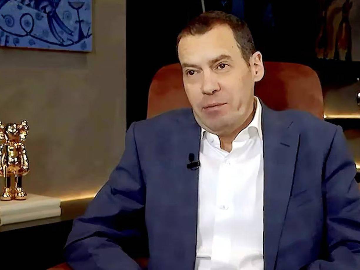 André Marín se desempeñó como talento de TUDN en su última etapa periodística luego de un extenso recorrido en los medios de comunicación, donde tuvo sus primeros pasos a la corta edad de 14 años de edad.