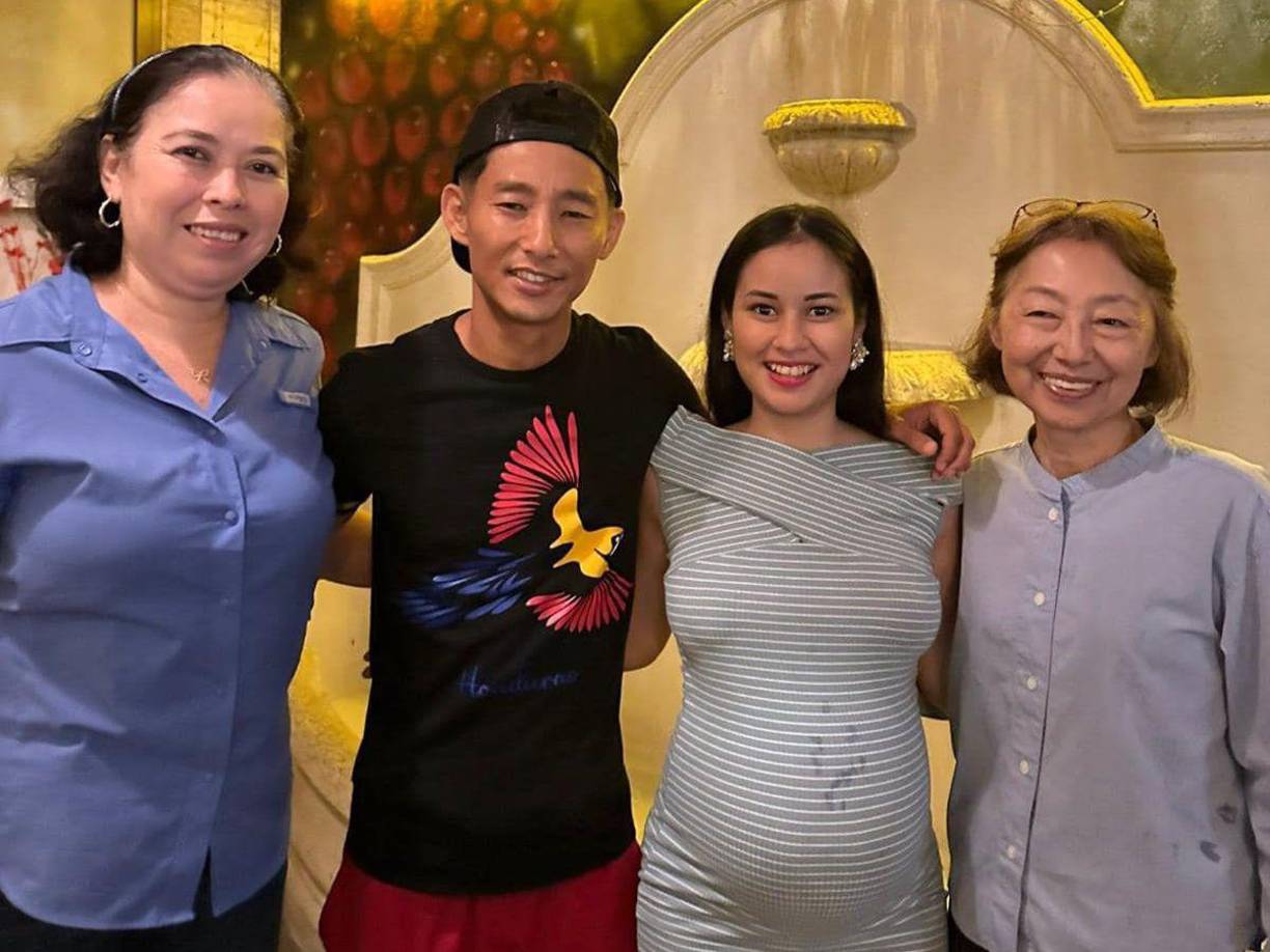 Además, Licona se refirió al personal médico, en este caso, a las enfermeras. “Las enfermeras te tratan de la peor manera y te gritan, qué triste lo que vive el pueblo a diario”. 