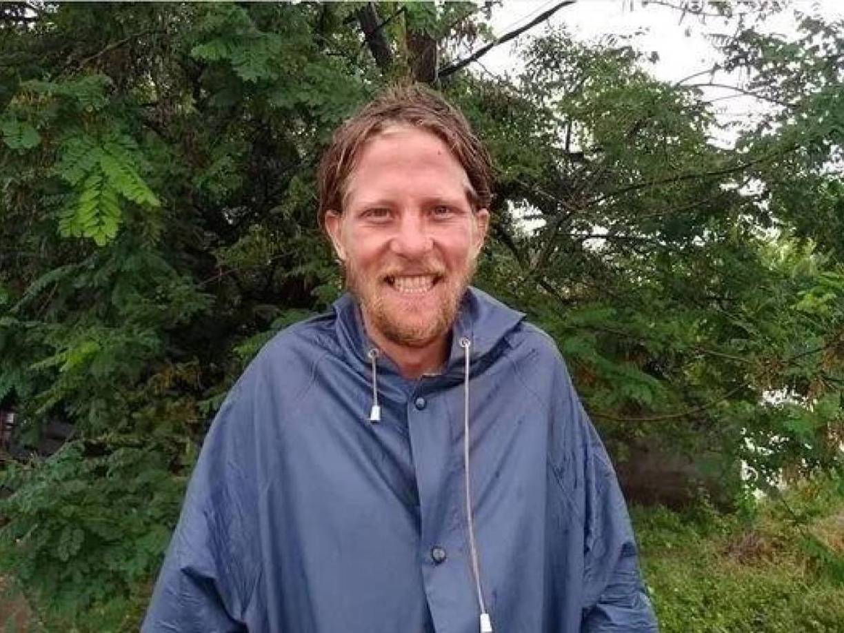 Hay muchos jugadores que no corren con la suerte de tener éxito su carrera y los diferentes problemas en su vida personal y terminan por tener una dura situación.