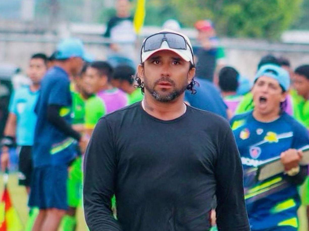 El fútbol de Guatemala está de luto después de que se conociera este domingo sobre el asesinato de Julio “El Loco” Leiva, director técnico del club deportivo San Pedro .