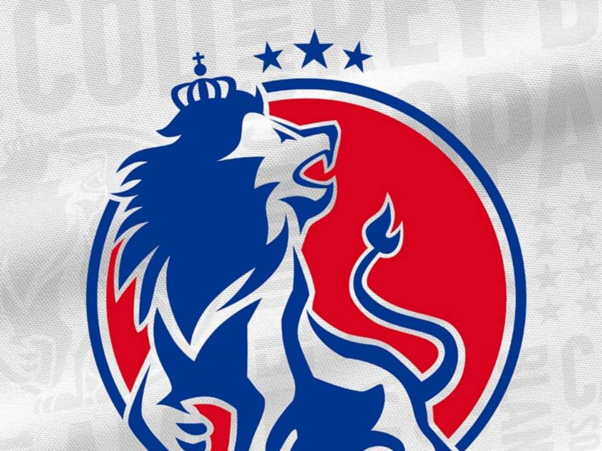 El Club Deportivo Olimpia se vio afectado en el 2001, luego de que la FIFA cancelara el Mundial de Clubes programado para disputarse ese año, torneo al que había clasificado como sub campeón de la Concacaf.